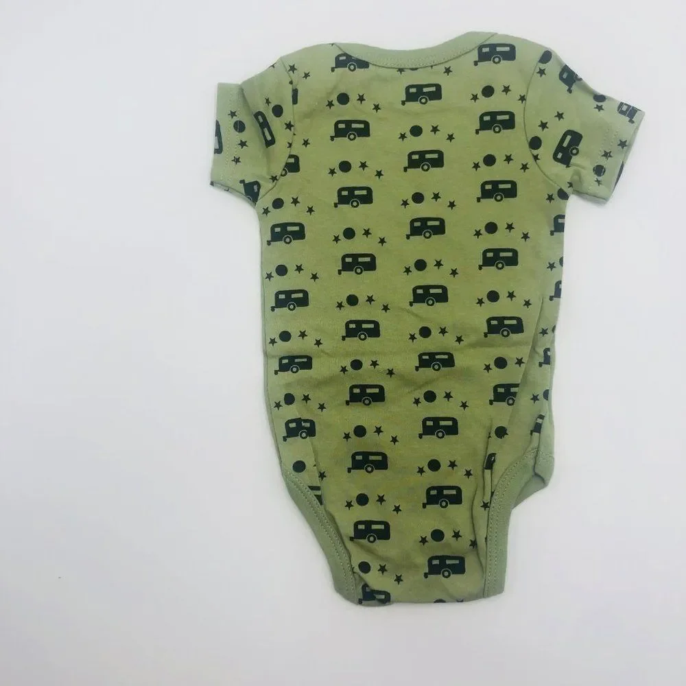 Brand New Baby‎ Boy Short Sleeve Bodysuit/Onesies 3 Pack Size 6 to 9 Months